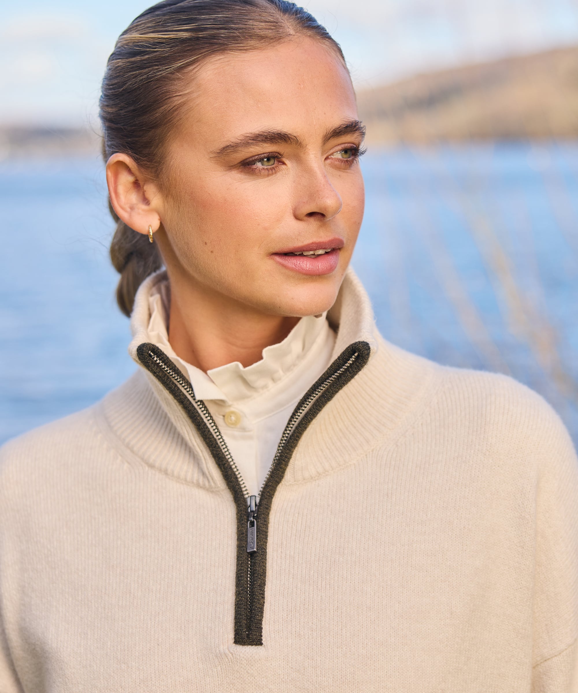 Sandsend Quarter Zip Jumper - Soft White/Loden