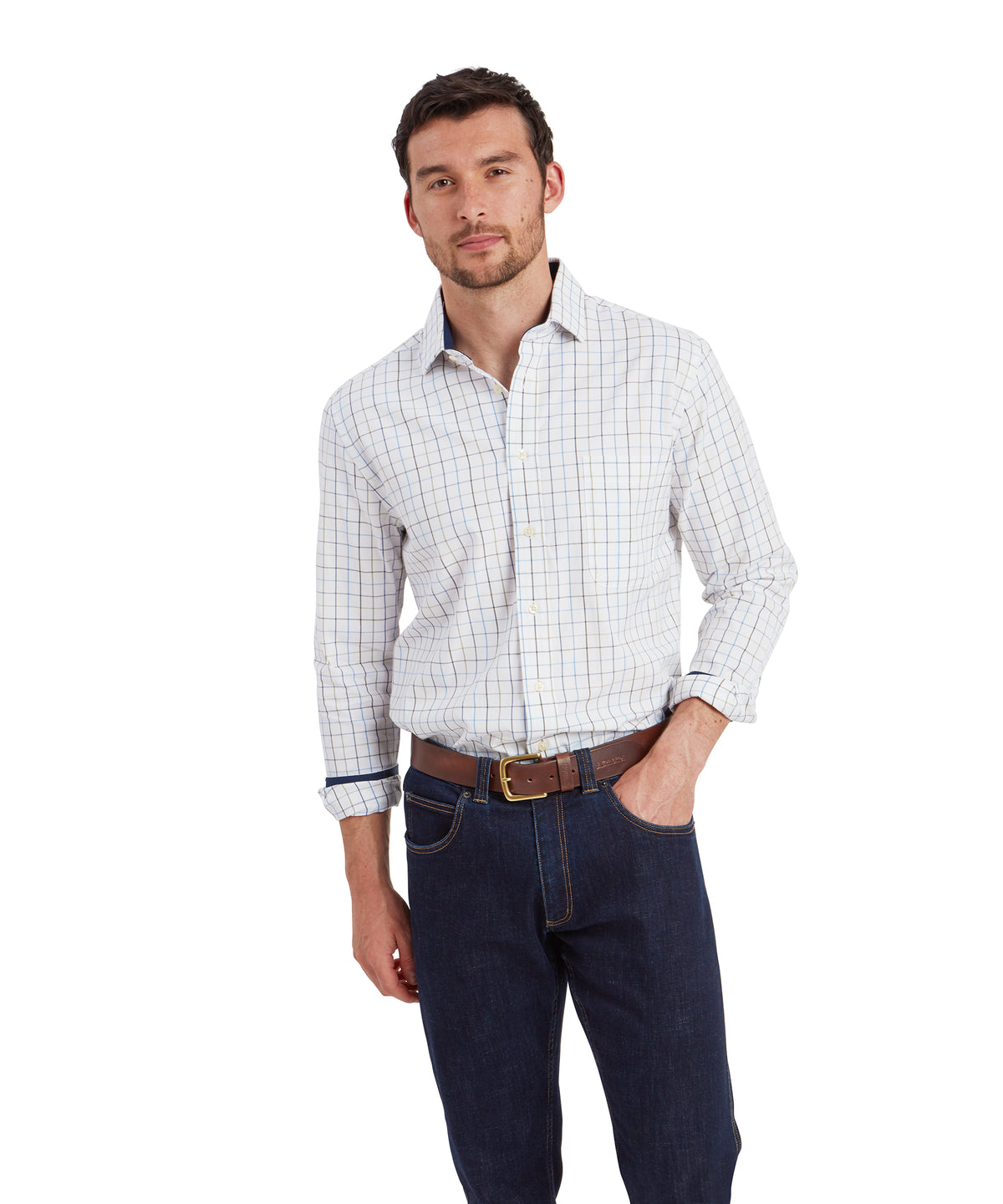 A men’s long-sleeved Wells tailored shirt in white and navy blue check lightweight cotton