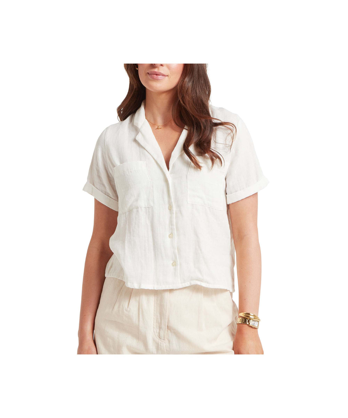 Schöffel's Summerfield Shirt in White, on model, two front pockets made of soft fabric